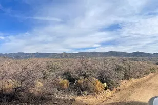 8470-255 W Webster Rd, Wilhoit, AZ 86332 - Photo 1