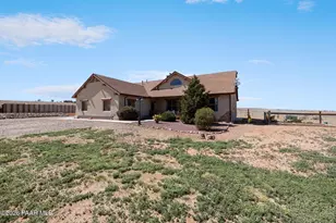 3600 W Meadow Lake Dr, Chino Valley, AZ 86323 - Photo 1
