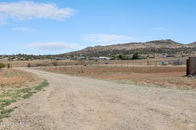 3600 W Meadow Lake Drive, Chino Valley, AZ 86323 - Photo 5