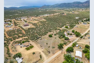 10665 E Janet Way, Dewey-Humboldt, AZ 86327 - Photo 9