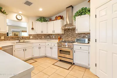 335 S Reed Road, Chino Valley, AZ 86323 - Photo 11