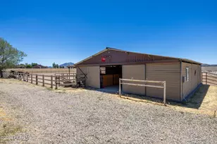 825 N Reed Rd, Chino Valley, AZ 86323 - Photo 5