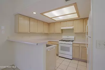 3280 N Hedgewood Drive, Prescott Valley, AZ 86314 - Photo 7