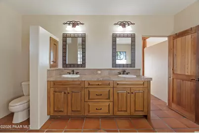 2715 W Green Brier Drive, Prescott, AZ 86305 - Photo 45