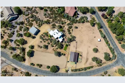 2715 W Green Brier Drive, Prescott, AZ 86305 - Photo 3