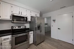 10833 E Oxbow Dr, Dewey-Humboldt, AZ 86327 - Photo 15
