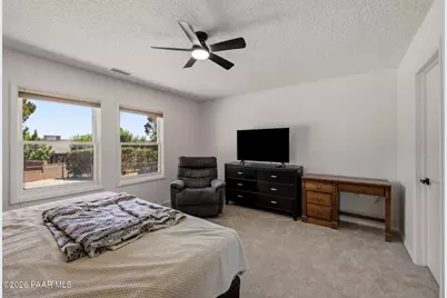 10833 E Oxbow Drive, Dewey-Humboldt, AZ 86327 - Photo 15