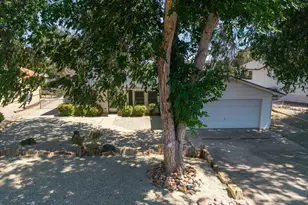 10833 E Oxbow Dr, Dewey-Humboldt, AZ 86327 - Photo 41