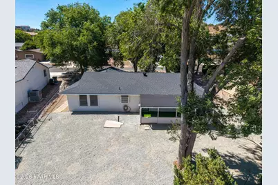 10833 E Oxbow Drive, Dewey-Humboldt, AZ 86327 - Photo 31
