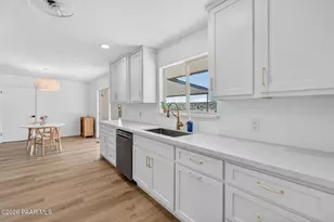 1048 N Arrowhead Ln, Dewey-Humboldt, AZ 86327 - Photo 11