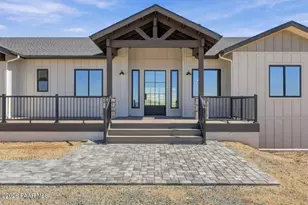 9057 N Caliber Rd, Prescott Valley, AZ 86315 - Photo 3