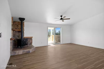 26100 W Moon Mountain Trail, Seligman, AZ 86337 - Photo 9