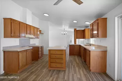 26100 W Moon Mountain Trail, Seligman, AZ 86337 - Photo 19