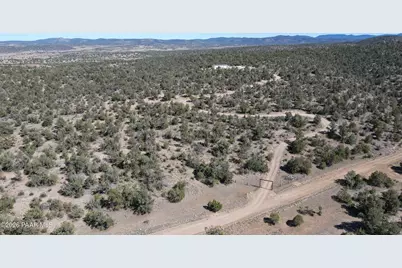 26100 W Moon Mountain Trail, Seligman, AZ 86337 - Photo 43