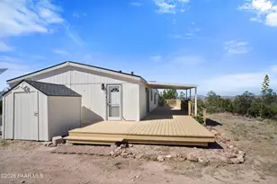 26100 W Moon Mountain Trl, Seligman, AZ 86337 - Photo 33
