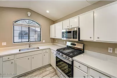 319 S Alarcon Street #2c, Prescott, AZ 86303 - Photo 5