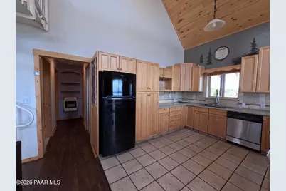 33867 W Whiskey River Road, Seligman, AZ 86337 - Photo 9