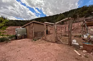 33867 W Whiskey River Rd, Seligman, AZ 86337 - Photo 45