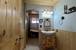 33867 W Whiskey River Rd, Seligman, AZ 86337 - Photo 13