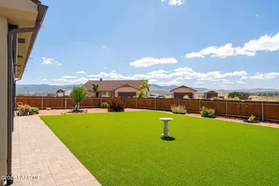 14660 E Cielo Vista Lane, Dewey-Humboldt, AZ 86327 - Photo 31