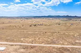 3299 W Limestone Dr, Paulden, AZ 86334 - Photo 1
