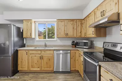 9479 E Rancho Vista Drive, Prescott Valley, AZ 86314 - Photo 13