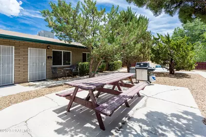146 S Rush Street #B, Prescott, AZ 86303 - Photo 1