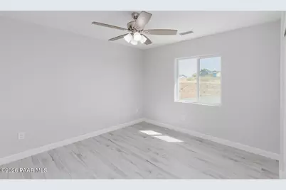 20182 E Mesa Verde Road, Mayer, AZ 86333 - Photo 11