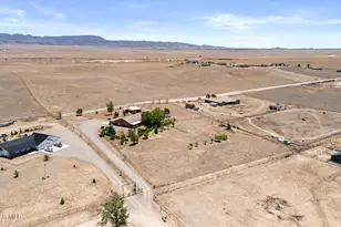 950 Nick Trail, Chino Valley, AZ 86323 - Photo 3