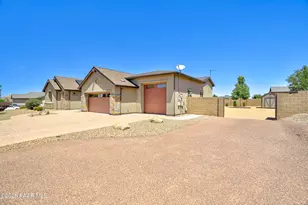 13164 E Brokton Ln, Prescott Valley, AZ 86315 - Photo 5