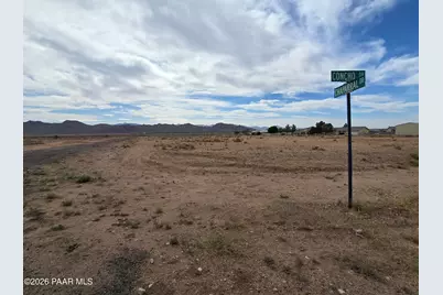 7975 Chaparral Drive, Kingman, AZ 86401 - Photo 9