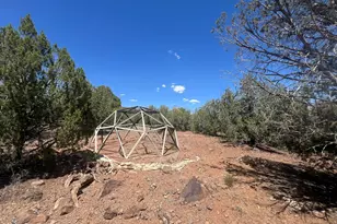 186 Gleed Station Rd, Ash Fork, AZ 86320 - Photo 1