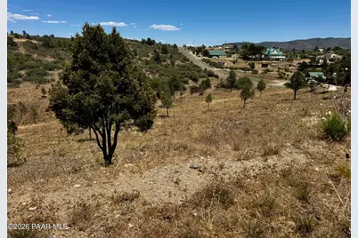 16776 W Trap Road, Peeples Valley, AZ 86332 - Photo 1