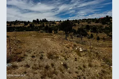 16776 W Trap Road, Peeples Valley, AZ 86332 - Photo 7