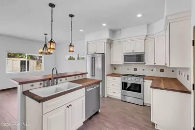 821 Prescott Heights Drive, Prescott, AZ 86301 - Photo 11