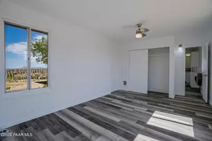 9330 S Donald Trail, Kirkland, AZ 86332 - Photo 21