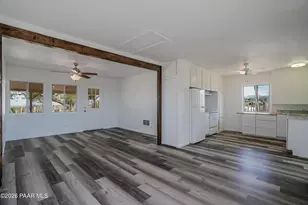 9330 S Donald Trail, Kirkland, AZ 86332 - Photo 9
