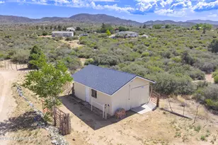 9330 S Donald Trail, Kirkland, AZ 86332 - Photo 3