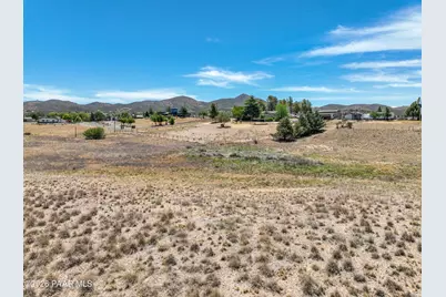 2394 S Sierra Drive, Dewey-Humboldt, AZ 86327 - Photo 25