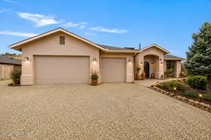 285 S Brookstone Dr, Dewey-Humboldt, AZ 86327 - Photo 3