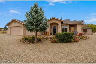 285 S Brookstone Drive, Dewey-Humboldt, AZ 86327 - Photo 1