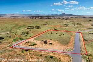 9126 N Velvet Forest Wy, Prescott Valley, AZ 86315 - Photo 1