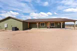 1755 W Grantham Ranch Rd, Wickenburg, AZ 85390 - Photo 1