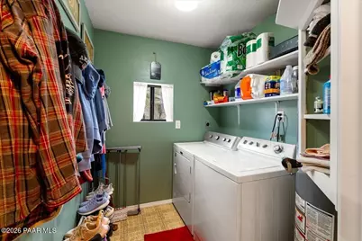 11200 E Manzanita Trail, Dewey-Humboldt, AZ 86327 - Photo 13