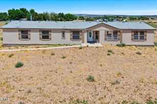 24175 N Los Angeles St, Paulden, AZ 86334 - Photo 1
