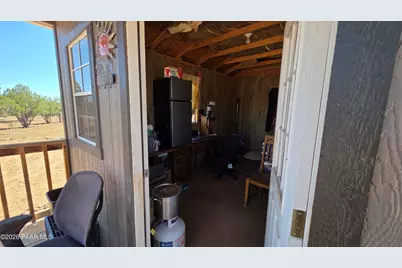 179 B Cellar Door, Ash Fork, AZ 86320 - Photo 7