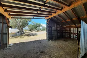 44050 W Fort Rock Rd, Seligman, AZ 86337 - Photo 25