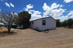 44050 W Fort Rock Rd, Seligman, AZ 86337 - Photo 3