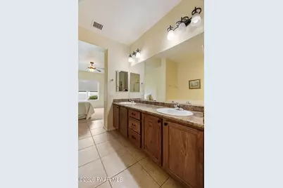 12675 E Tierra Aspera Street, Dewey-Humboldt, AZ 86327 - Photo 15