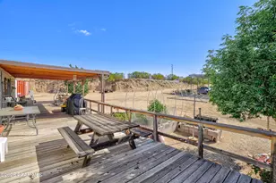 8360 W Barrington Rd, Wilhoit, AZ 86332 - Photo 25